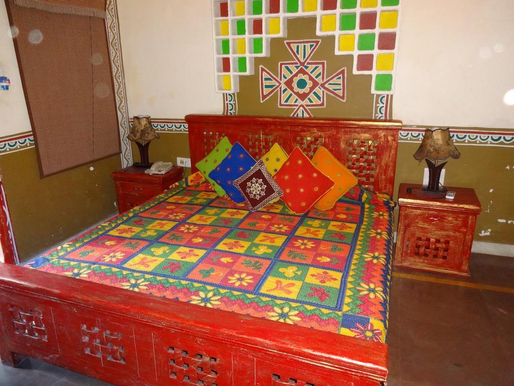 Chokhi Dhani Indore Bagian luar foto